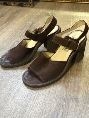 Kenneth Cole Reaction Dark Brown Suede Block Heel Sandals